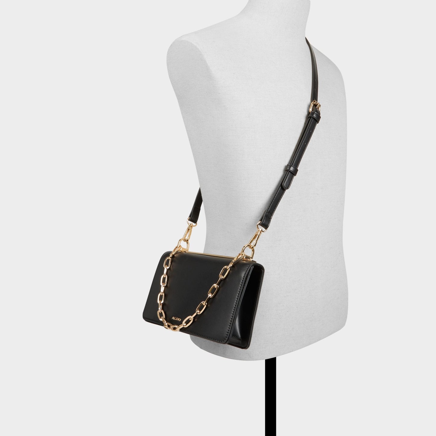 Daboucaa in Black - Crossbody bag - Black