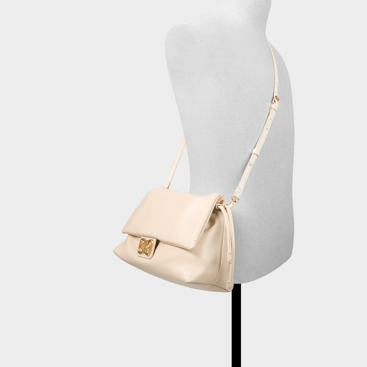 Eelinoraa in Cream - Crossbody bag - Cream
