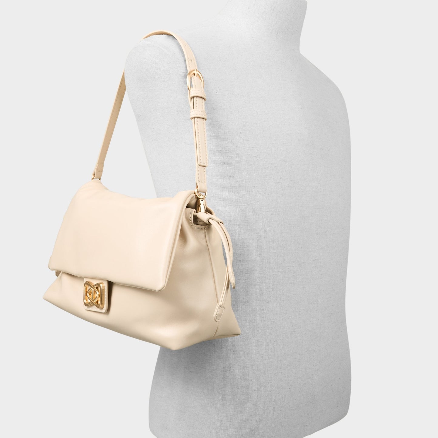 Eelinoraa in Cream - Crossbody bag - Cream