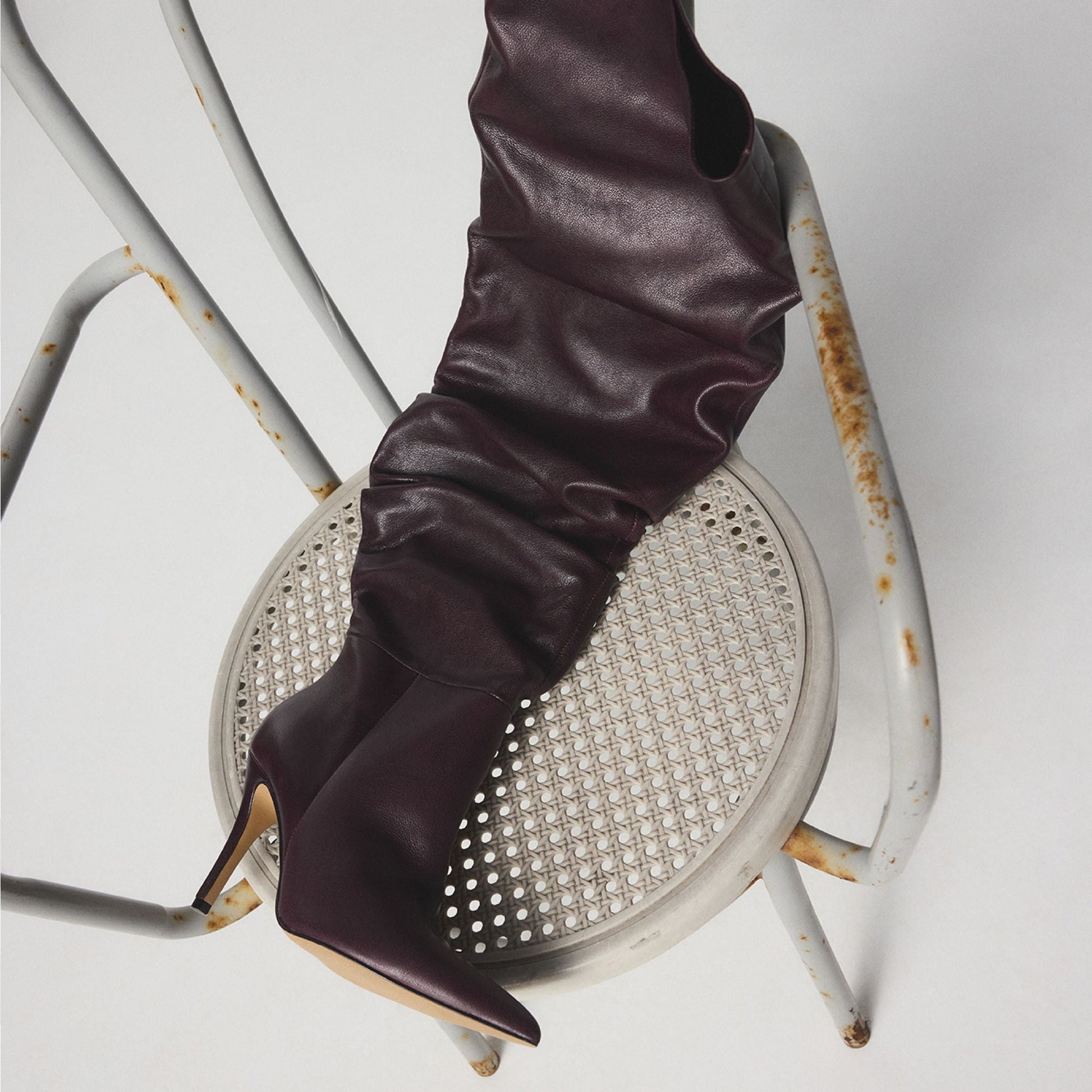 Holiis in Bordo - Knee-high boot, Stiletto heel - Bordo
