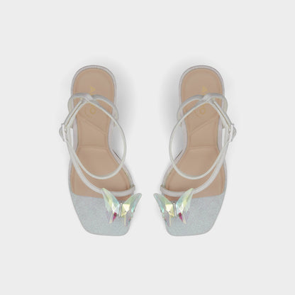 Pepela in White - Strappy heeled sandal, Block heel - White
