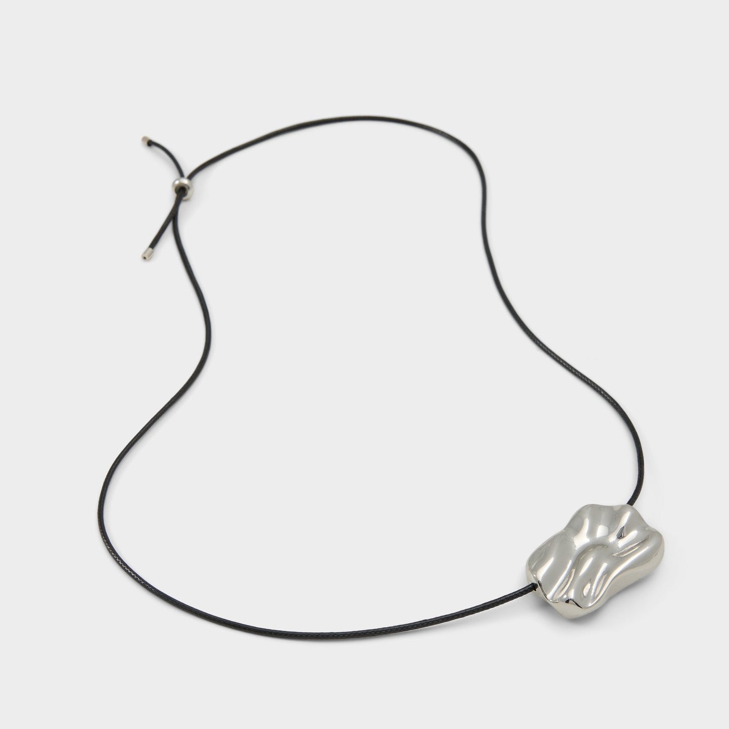 Zayna in Black Silver Multi - Necklace - Black/silver multi