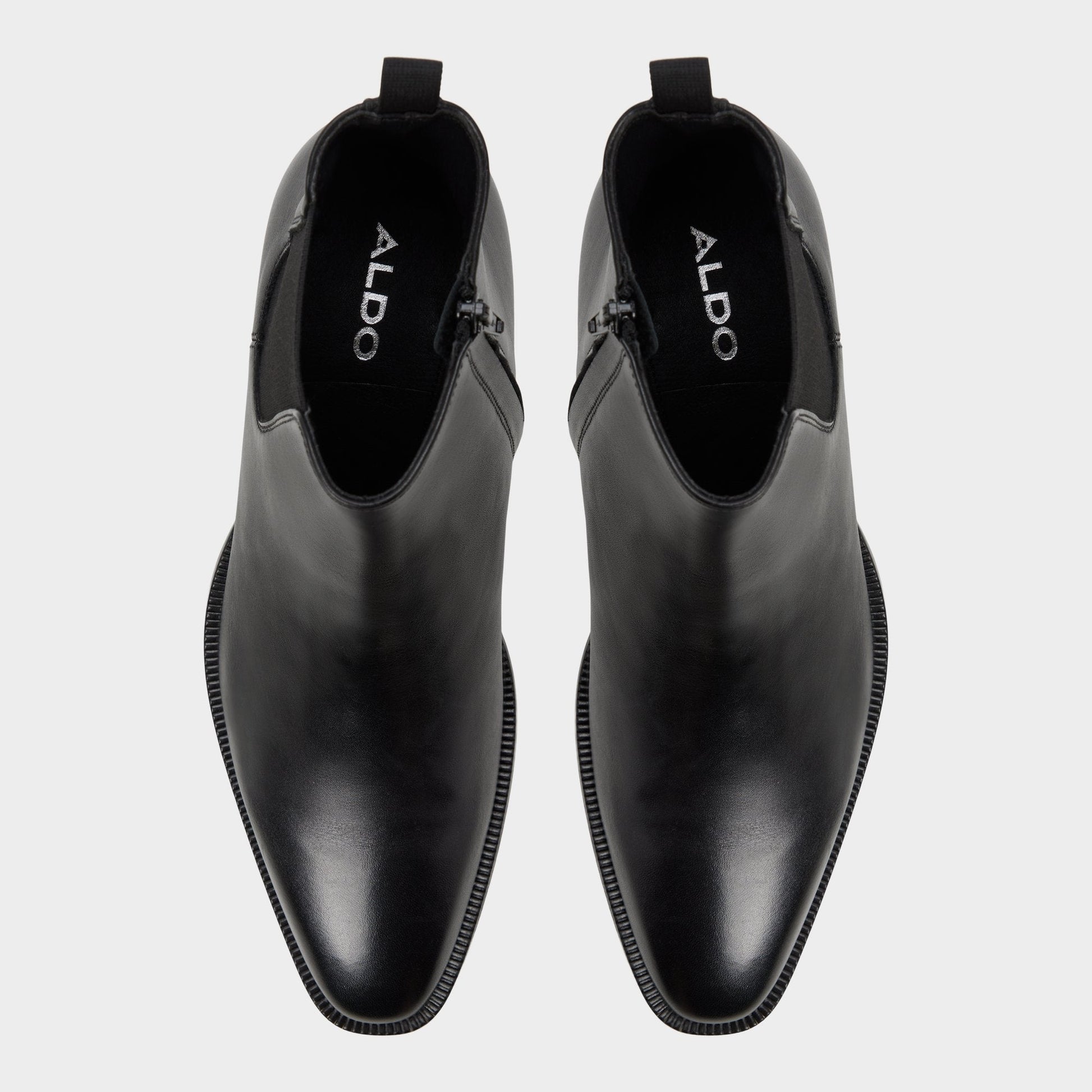 Jako in Black - Chelsea boot, Block heel - Black
