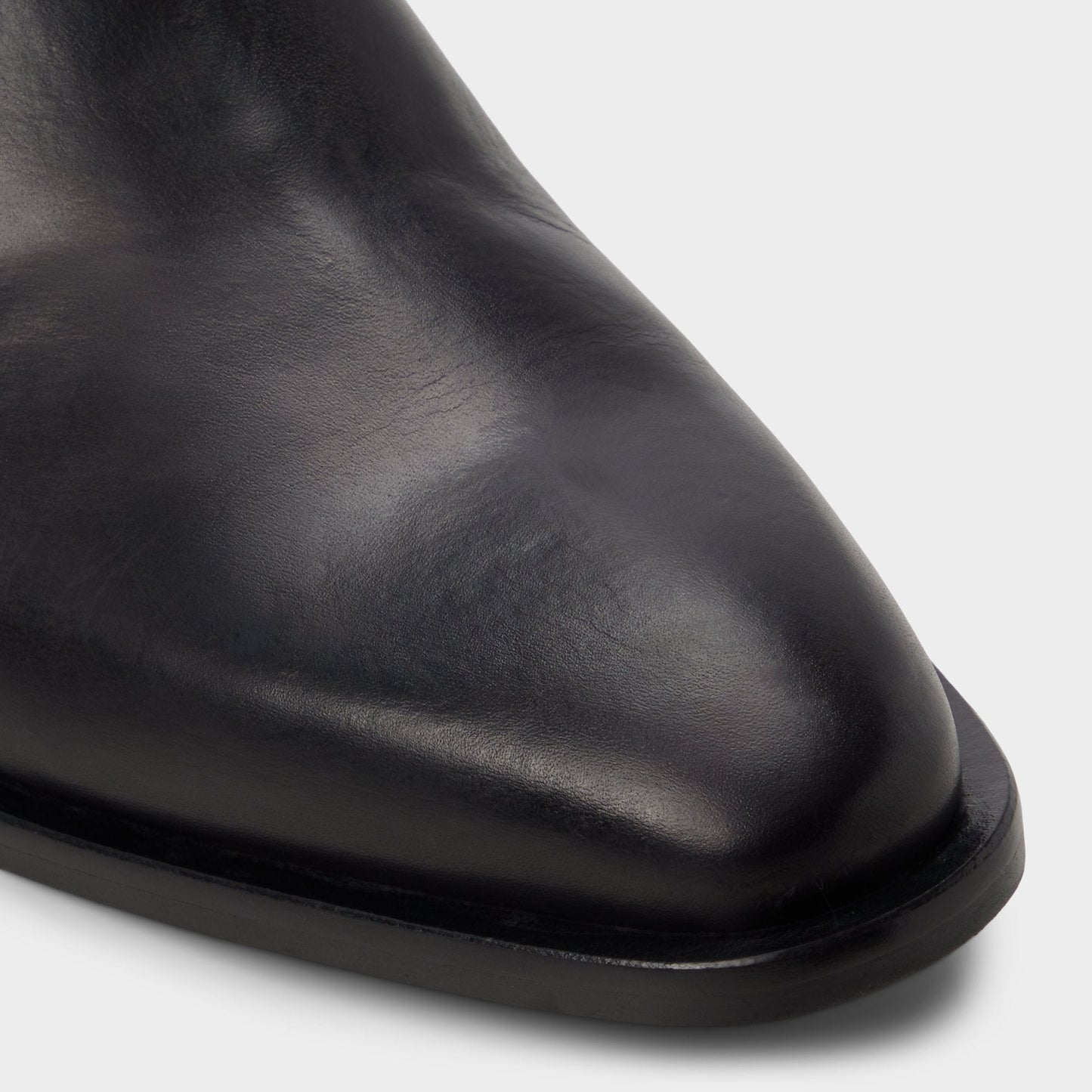 Dax in Black - Chelsea boot - Black