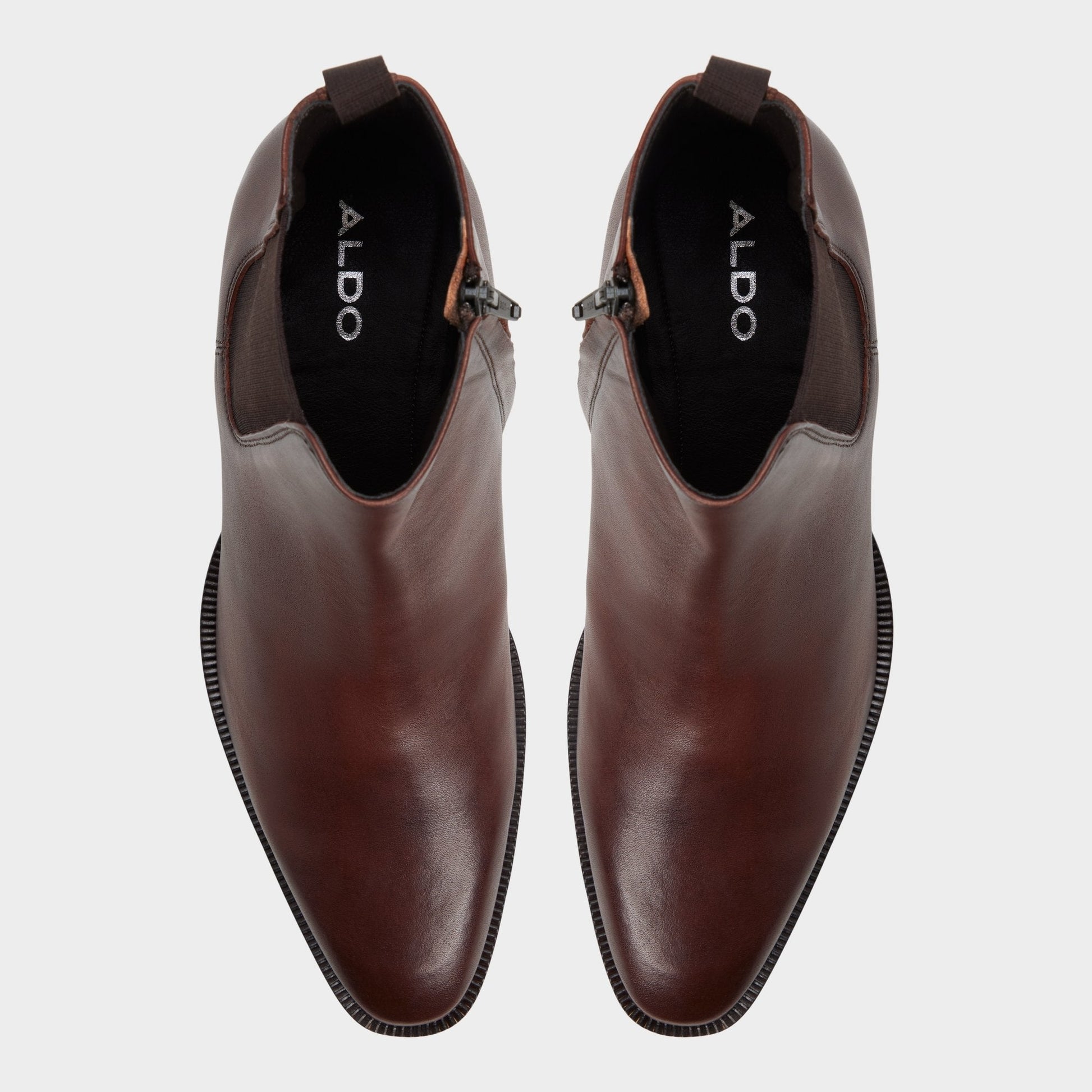 Jako in Brown - Chelsea boot, Block heel - Brown