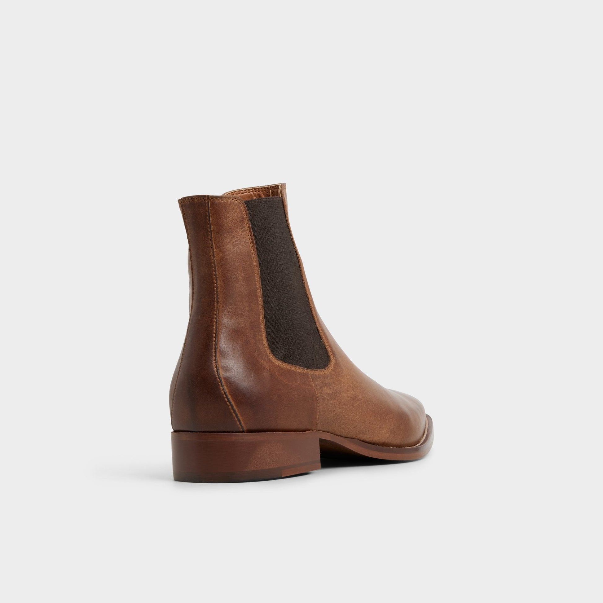 Dax in Cognac - Chelsea boot - Cognac