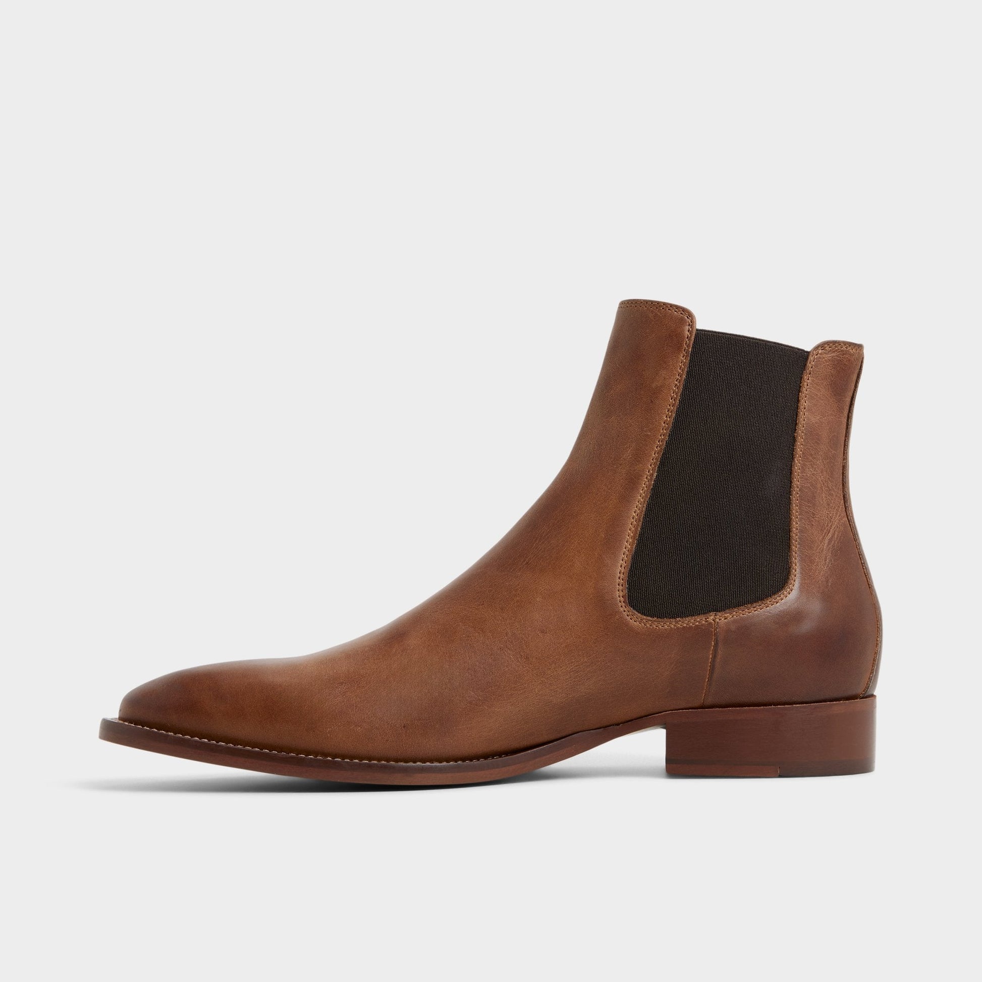 Dax in Cognac - Chelsea boot - Cognac