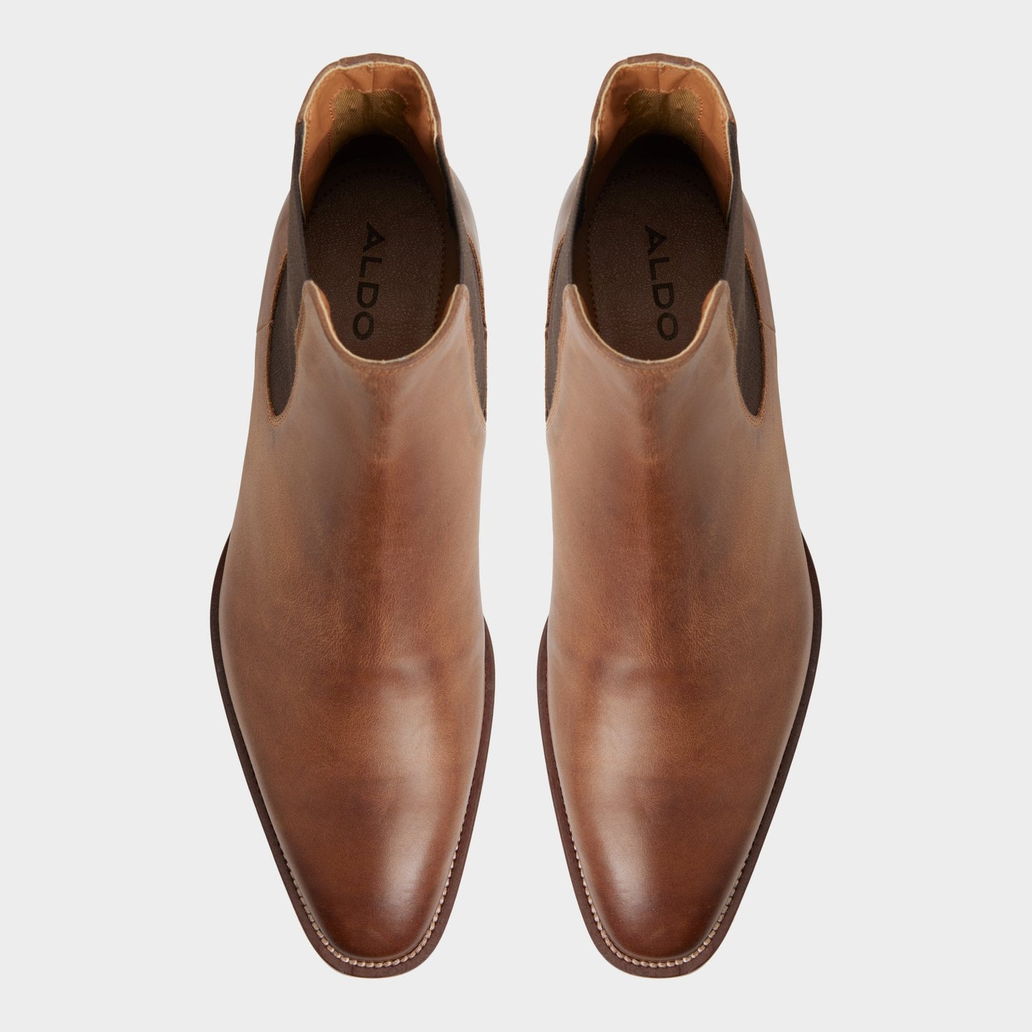 Dax in Cognac - Chelsea boot - Cognac