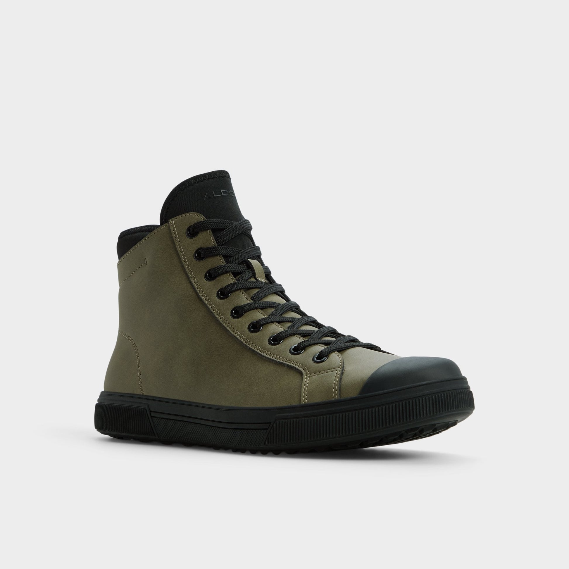 Esttanqueiro in Olive - Lace-up boot, Cup sole - Olive