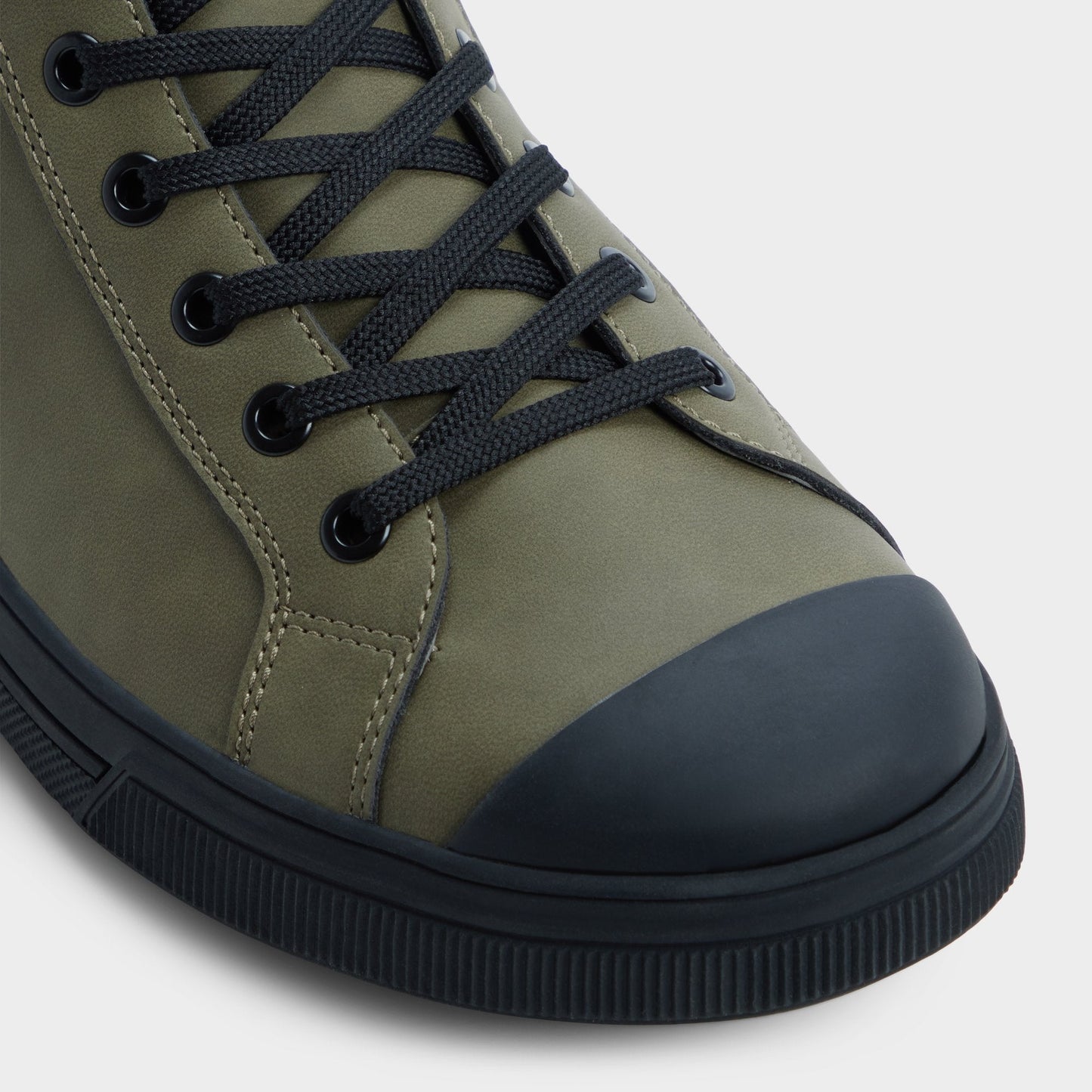 Esttanqueiro in Olive - Lace-up boot, Cup sole - Olive