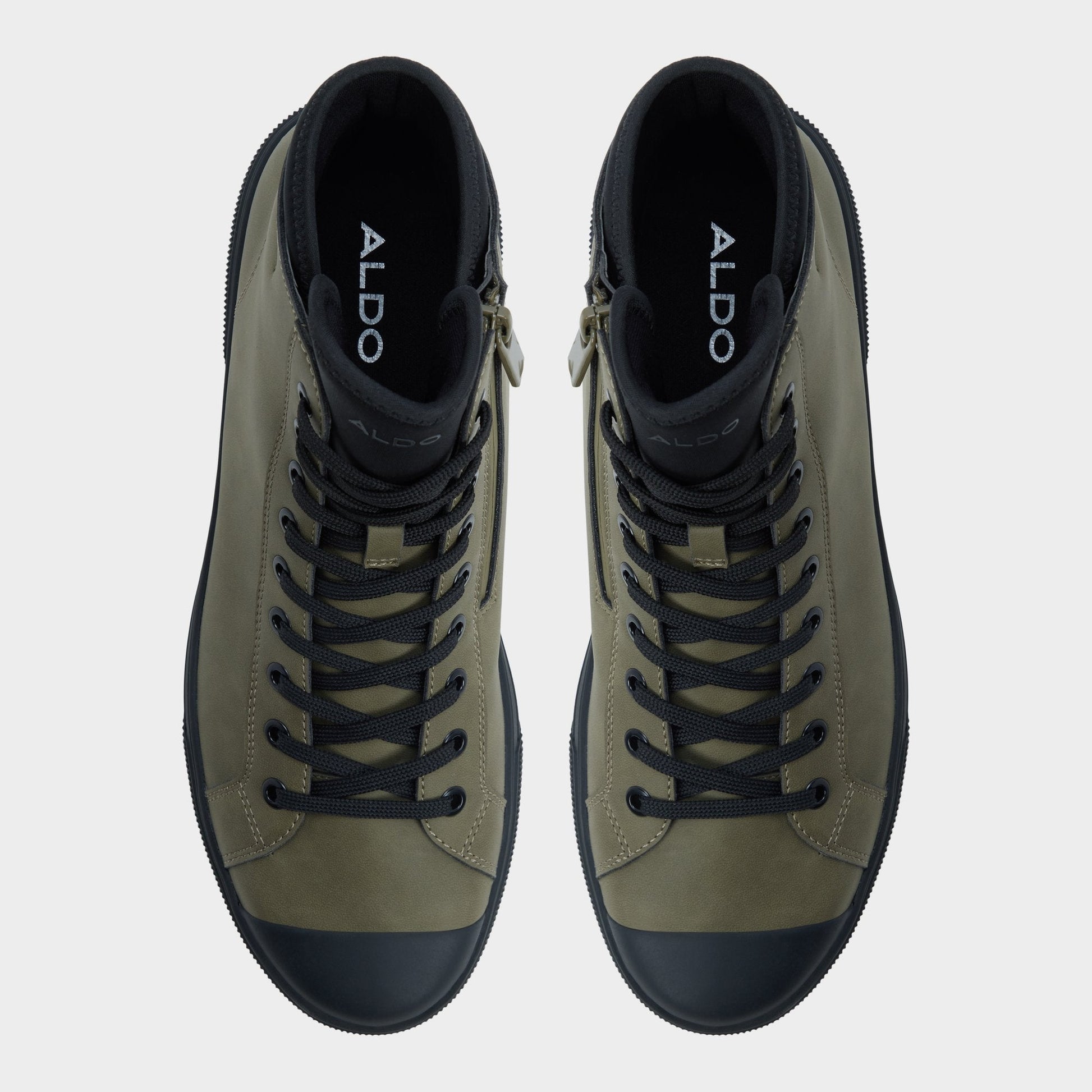 Esttanqueiro in Olive - Lace-up boot, Cup sole - Olive