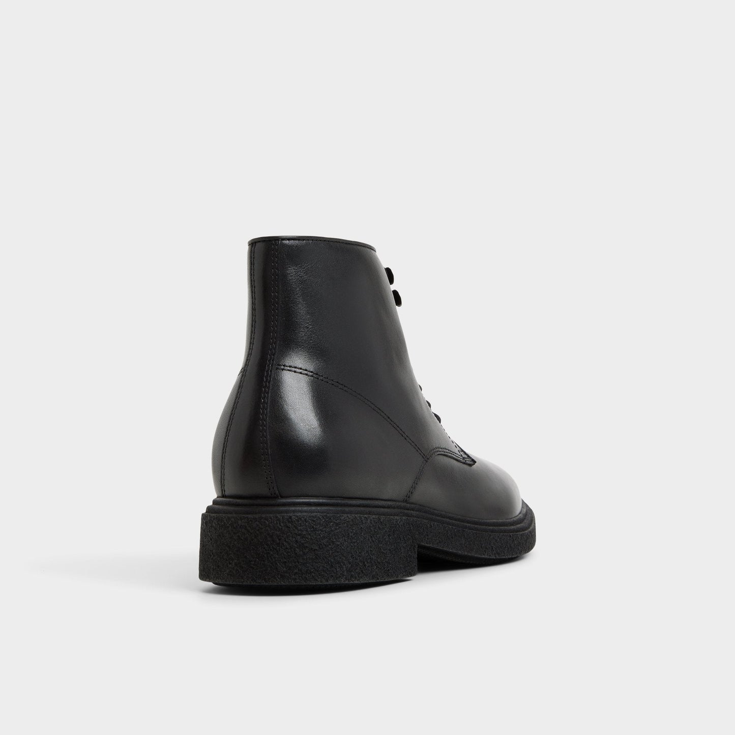 Walton in Black - Lace-up boot - Black